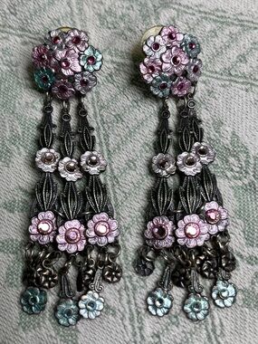 Vintage Banana Bob Floral Chandelier Drop Earrings - Pink & Green